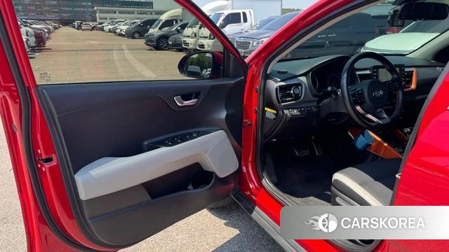 Kia Stonic 2018 Красный из Кореи, фото 3