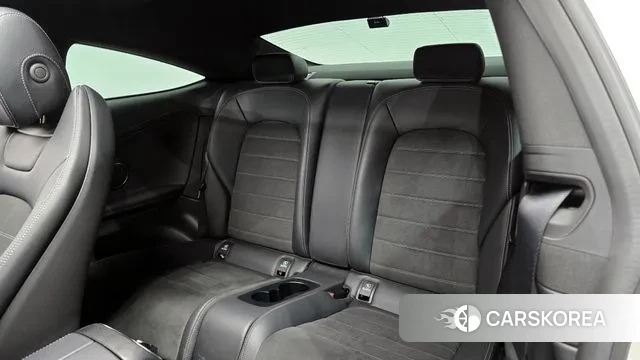 Mercedes-Benz C-Class W205 2022 Белый из Кореи, фото 3