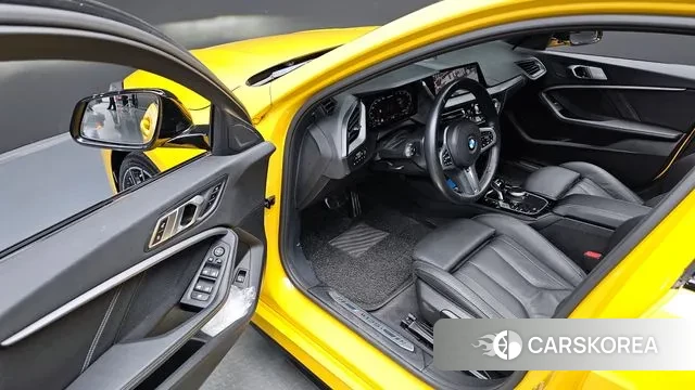 BMW 1 Series (F40) id 2889763 из Кореи 3