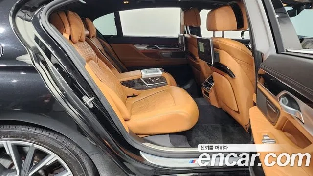 BMW 7 Series (G11) 2020 Черный из Кореи, фото 3