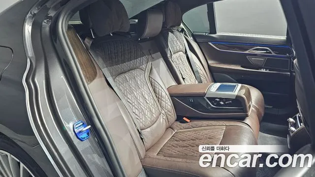 BMW 7 Series (G11) 2021 Черный из Кореи, фото 3