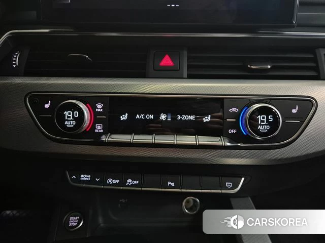 Audi A4 (B9) 2023 Белый из Кореи, фото 3