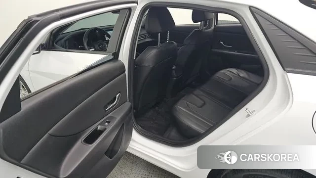 Hyundai Avante (CN7) 2021 Белый из Кореи, фото 3