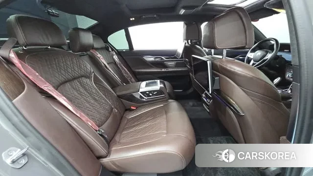 BMW 7 Series (G11) 2021 Серый из Кореи, фото 3