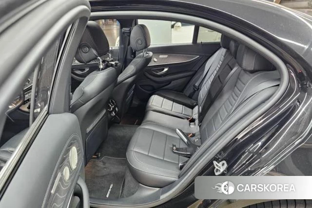 Mercedes-Benz E-Class W213 2022 Черный из Кореи, фото 3