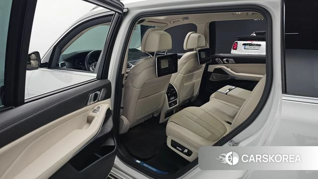BMW X7 (G07) 2021 Белый из Кореи, фото 3