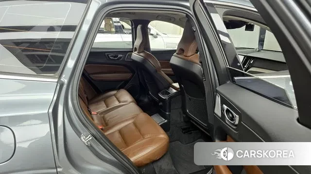 Volvo XC60 second Generation 2019 Серый из Кореи, фото 3