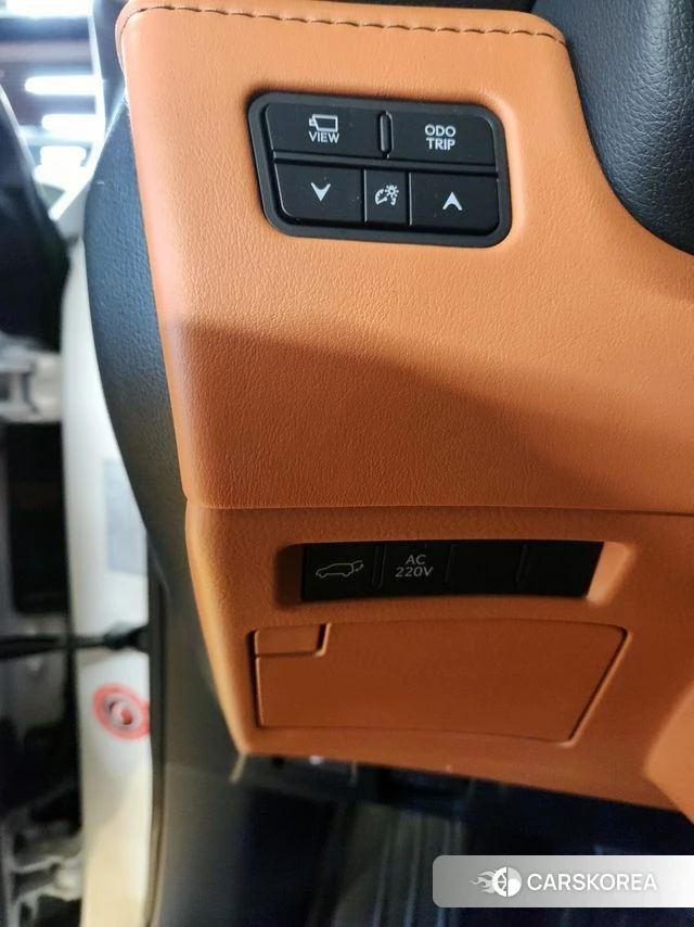 Lexus LX 4th Generation 2025 Жемчужный цвет из Кореи, фото 3