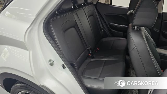 Hyundai Venue 2022 Белый из Кореи, фото 3
