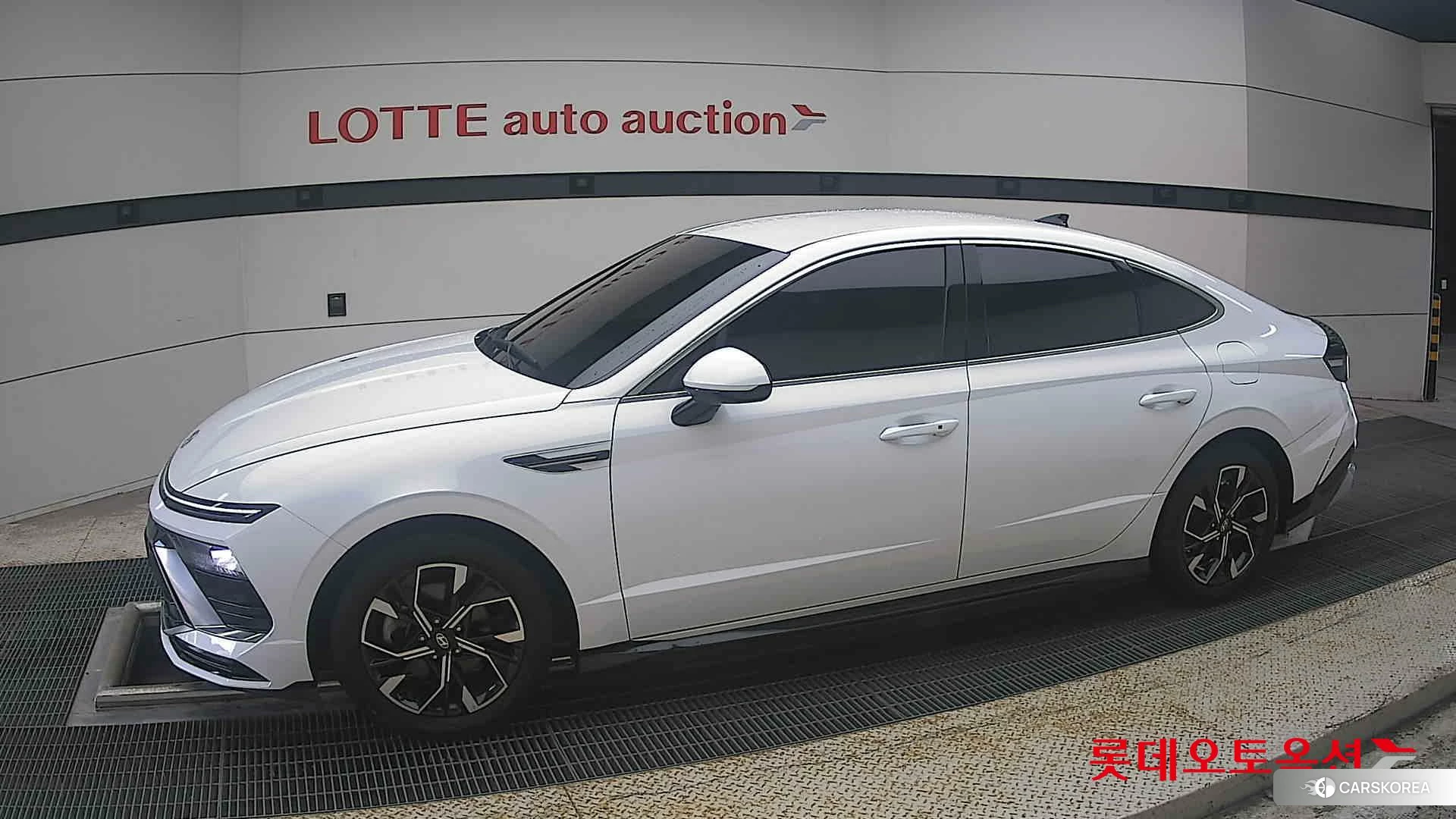 Hyundai Sonata 2024 Serenity White Pearl из Кореи, фото 3