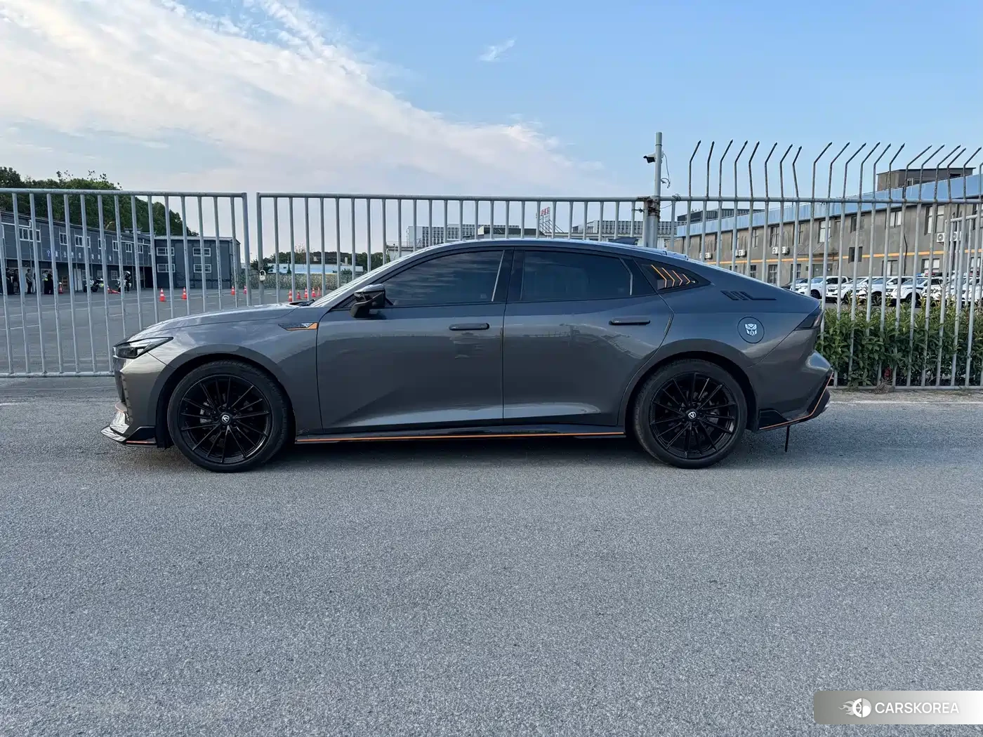Chang'an UNI-V 2022 Silver/gray из Китая, фото 3