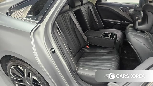 Kia The New K8 Hybrid 2024 Серебристо-серый из Кореи, фото 3