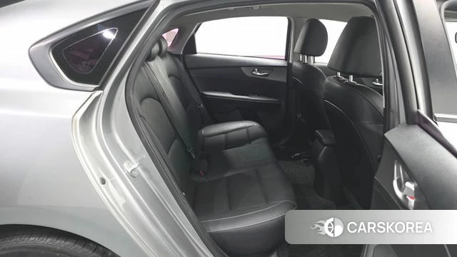 Kia Come New K3 2019 Серебристо-серый из Кореи, фото 3