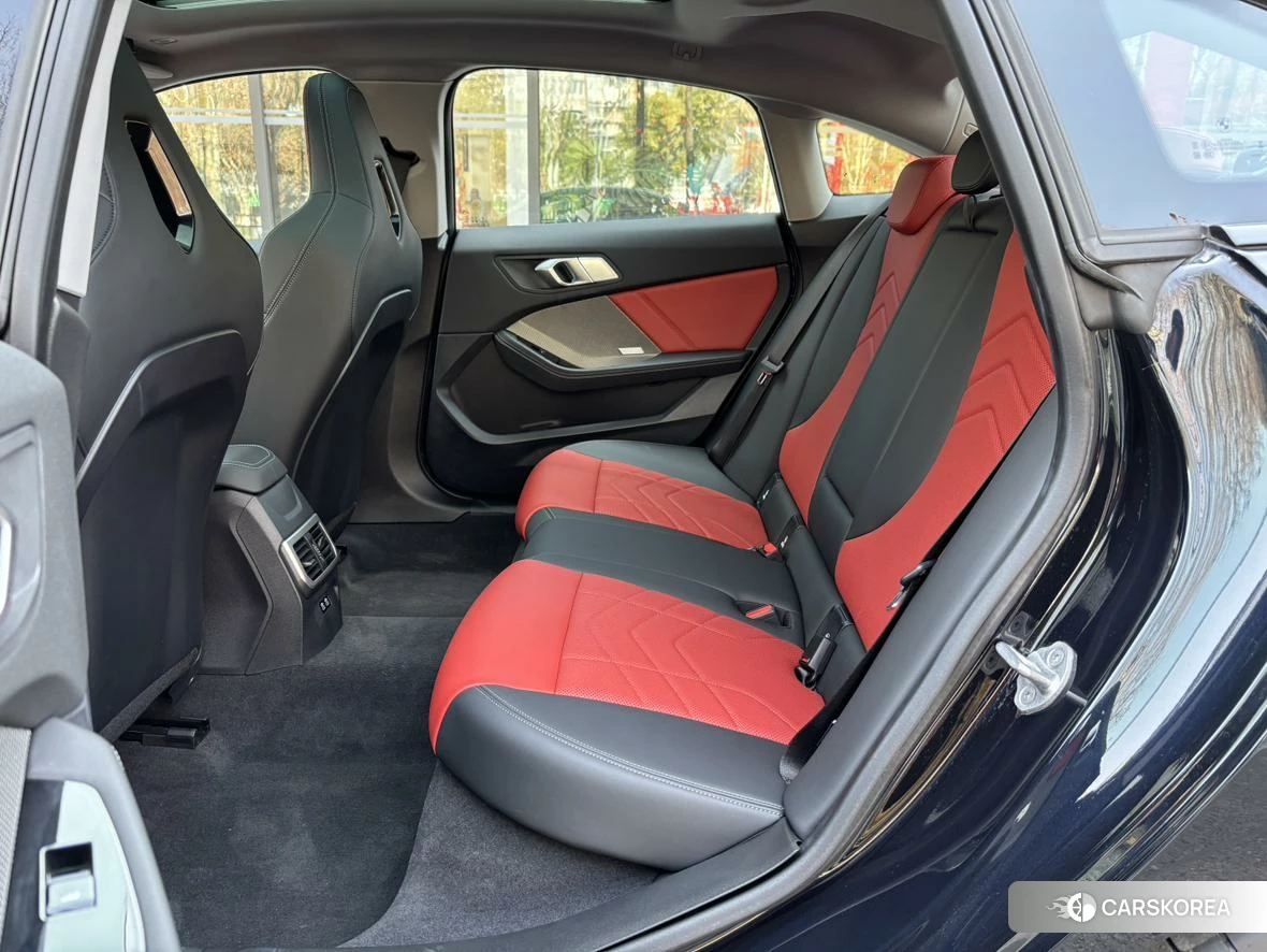 BMW 2 series 2026 Черный из Китая, фото 3