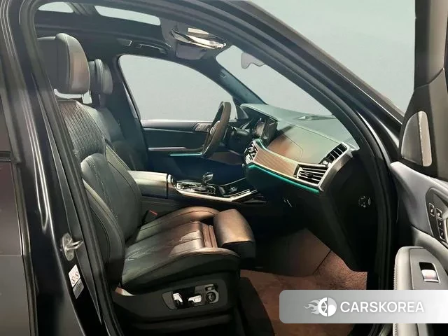 BMW X7 (G07) 2021 Черный из Кореи, фото 3