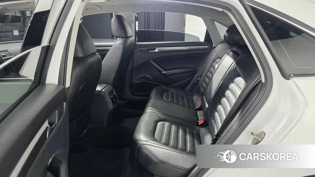 Volkswagen The New Passat 2018 Белый из Кореи, фото 3