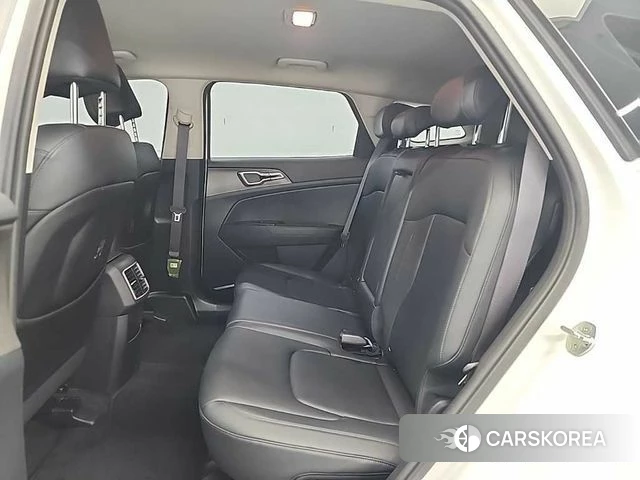 Kia Sportage 5th Generation 2021 Белый из Кореи, фото 3