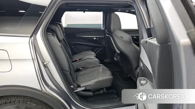 Peugeot 5008 second generation 2018 Серебряный из Кореи, фото 3