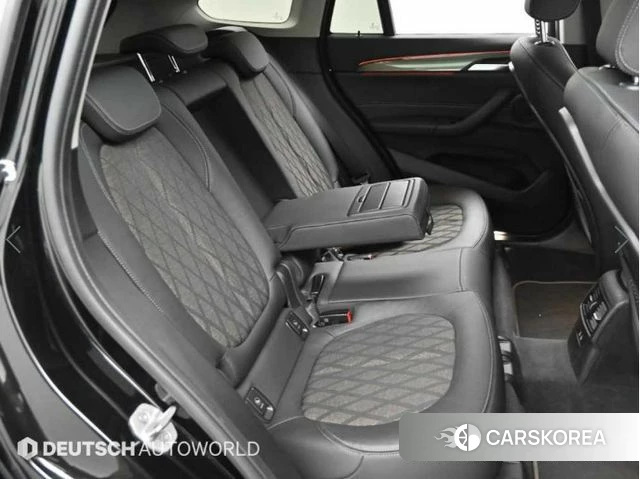 BMW X1 (F48) 2021 Черный из Кореи, фото 3