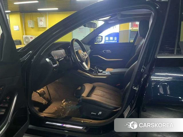 BMW 3 series 2022 Черный из Китая, фото 3