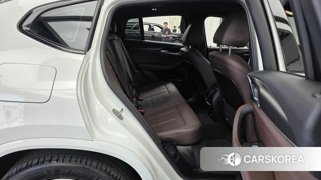 BMW X4 (G02) 2023 Белый из Кореи, фото 3