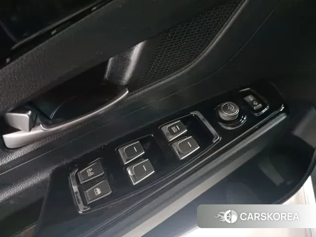 Ssangyong Beautiful Korando 2021 Серый из Кореи, фото 3