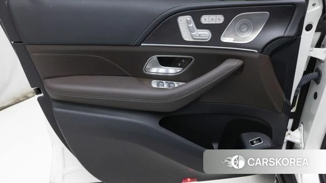 Mercedes-Benz GLE-Class W167 2023 Белый из Кореи, фото 3