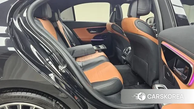 Mercedes-Benz C-Class W206 2023 Черный из Кореи, фото 3