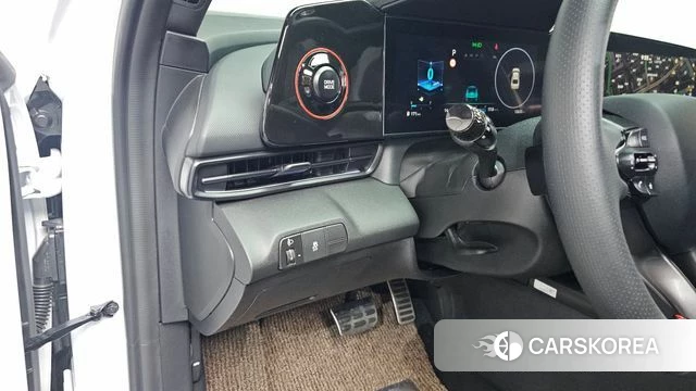 Hyundai The New Avante (CN7) 2025 Белый из Кореи, фото 3