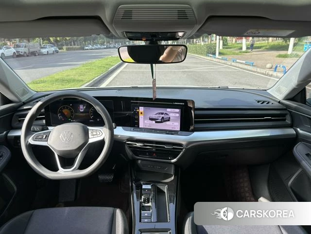 Volkswagen Lingdu 2024 Белый из Китая, фото 3