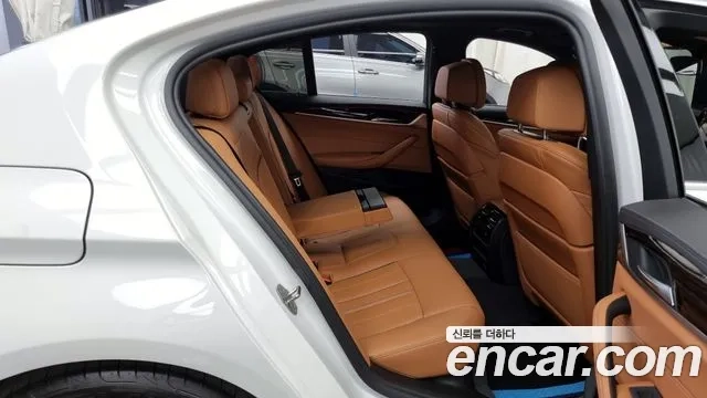 BMW 5 Series (G30) 2022 Белый из Кореи, фото 3