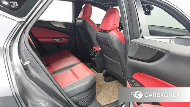 Lexus NX450h + 2nd generation 2023 Серый из Кореи, фото 3