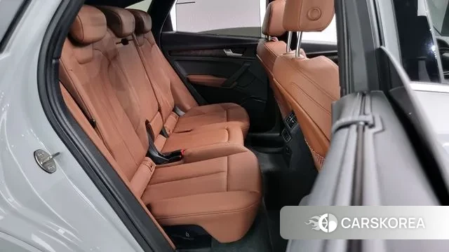 Audi Q5 (FY) 2023 Белый из Кореи, фото 3