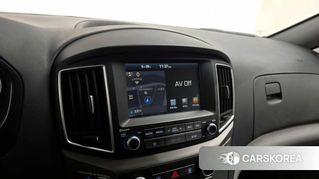 Hyundai The New Grand Starex 2018 Белый из Кореи, фото 3