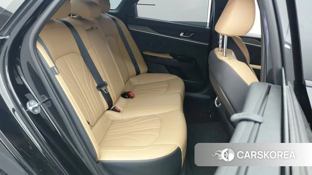 Kia K5 3rd generation 2021 Черный из Кореи, фото 3
