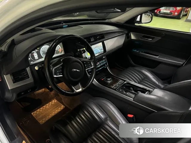 Jaguar XF (X260) 2018 Белый из Кореи, фото 3