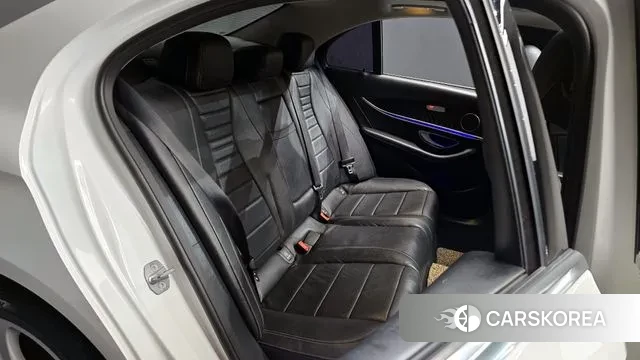 Mercedes-Benz E-Class W213 2018 Белый из Кореи, фото 3