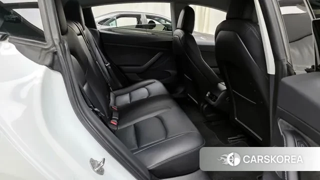 Tesla Model 3 2021 Белый из Кореи, фото 3