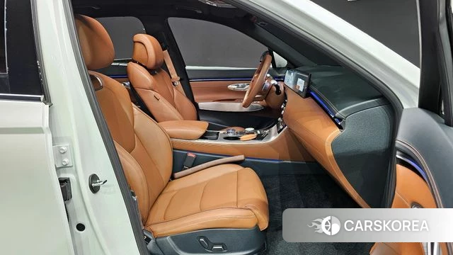 Genesis GV70 2024 Белый из Кореи, фото 3