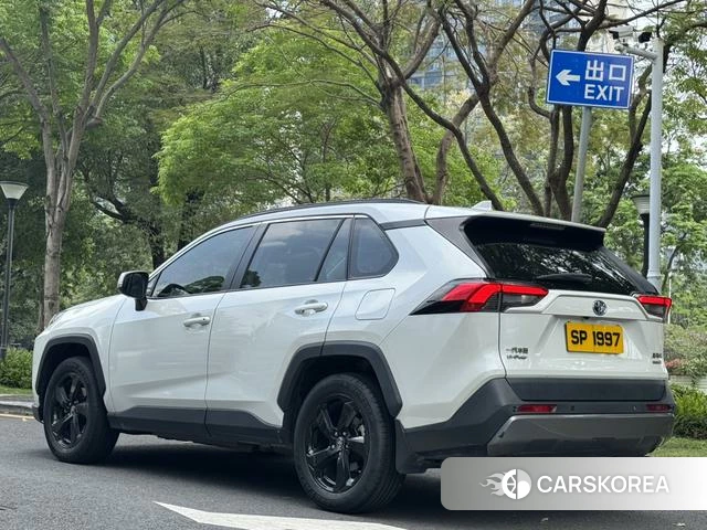 Toyota RAV4 Rongfang 2021 Белый из Китая, фото 3