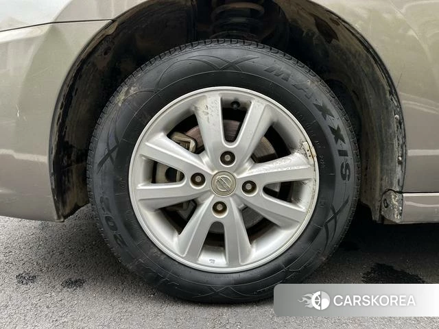 Nissan Xuan Yi 2019 Коричневый из Китая, фото 3