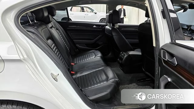 Volkswagen Passat GT (B8) 2018 Белый из Кореи, фото 3