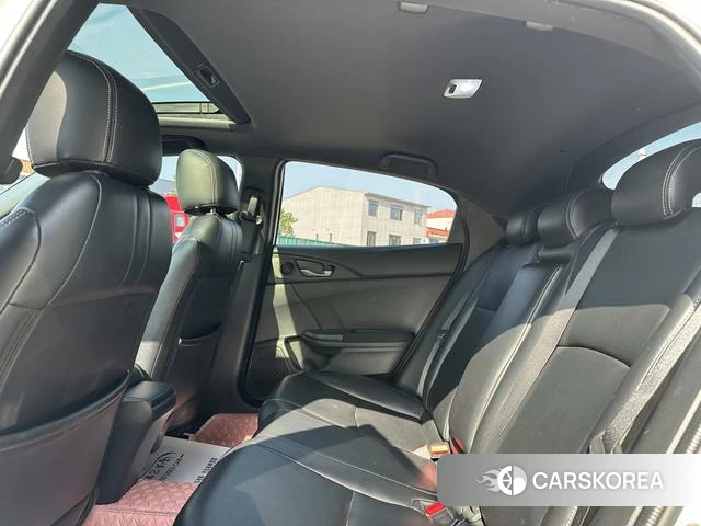 Honda Civic 2022 Белый из Китая, фото 3