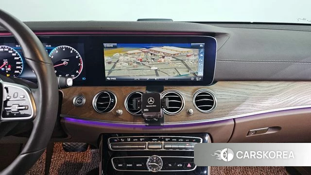 Mercedes-Benz E-Class W213 2019 Черный из Кореи, фото 3