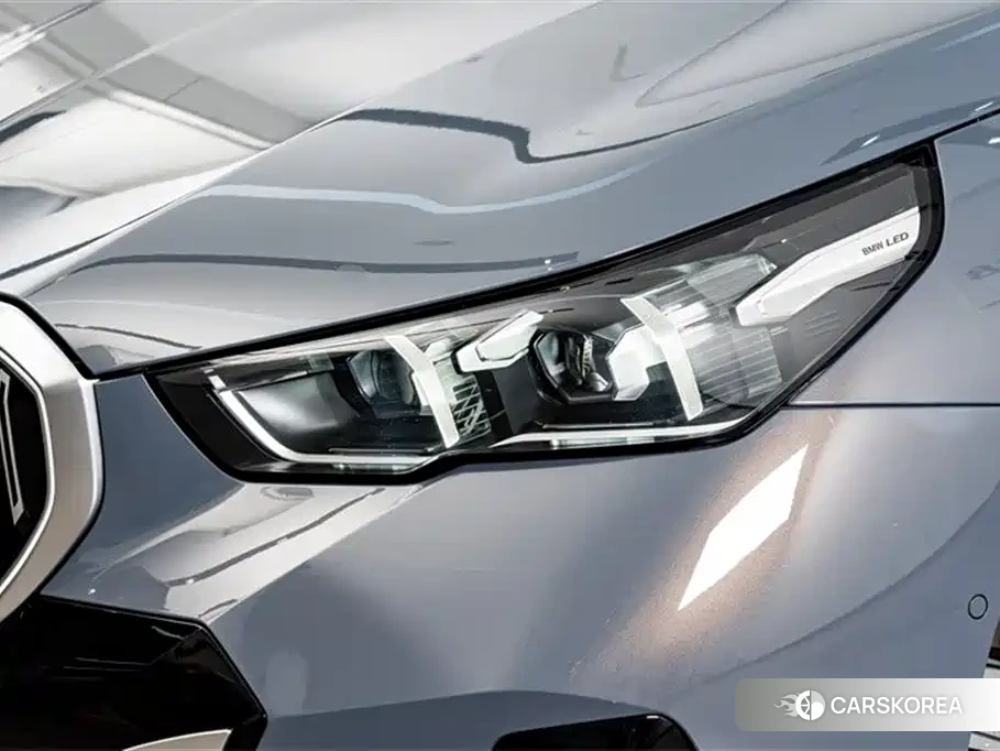 BMW 5 series 2024 Синий из Китая, фото 3