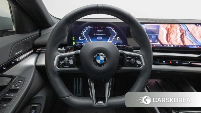 BMW 5 Series (G60) 2024 Небесно-голубой из Кореи, фото 3