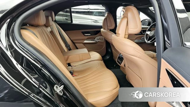 Mercedes-Benz E-Class W214 2024 Черный из Кореи, фото 3