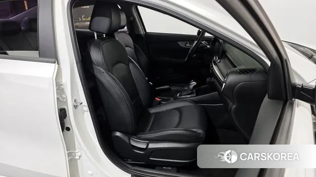 Kia Come New K3 2021 Белый из Кореи, фото 3