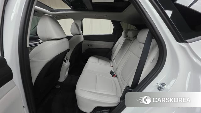 Hyundai The New Tucson Hybrid (NX4) 2024 Белый из Кореи, фото 3