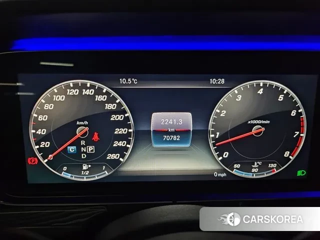 Mercedes-Benz E-Class W213 2018 Белый из Кореи, фото 3